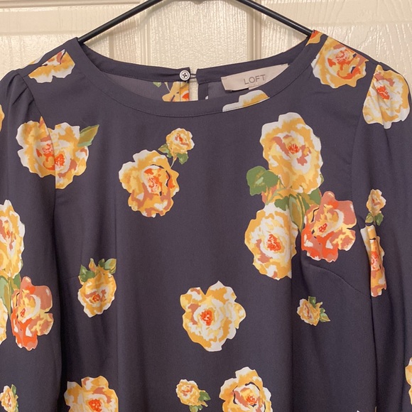 Loft SP Gray Floral Print Long Sleeve Shift Dress - Picture 2 of 9